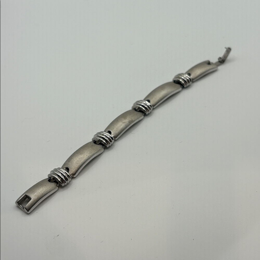 Crown Trifari Matte Silvertone Link Bracelet size 5-5 1/2”
